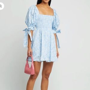 Few Moda Tiffanie dress